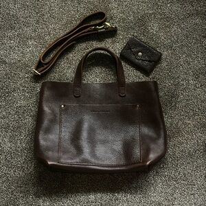 PORTLAND LEATHER GOODS CLASSIC COLDBREW MEDIUM CROSSBODY TOTE WITH ACCESSORIES.